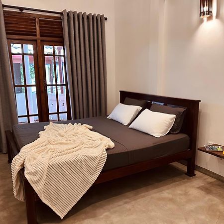Santino Mirissa Bed & Breakfast エクステリア 写真